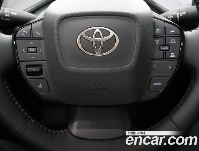 Toyota Prius 5th Generation 2024 Желтый из Кореи, фото 3