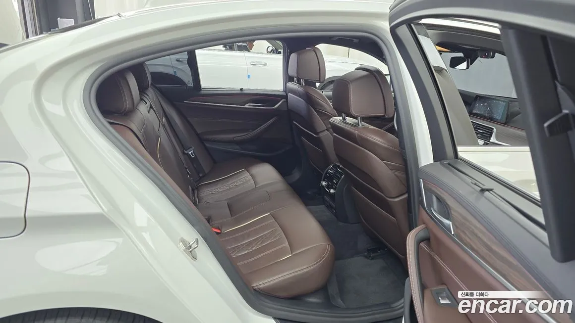 BMW 5 Series (G30) id 2124126 из Кореи 3