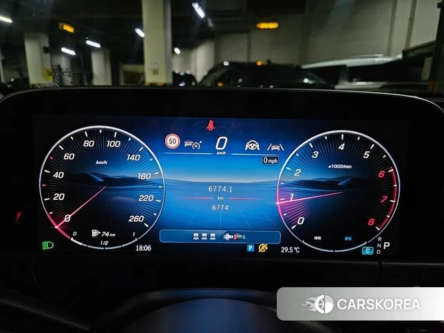 Mercedes-Benz E-Class W214 2025 Черный из Кореи, фото 3