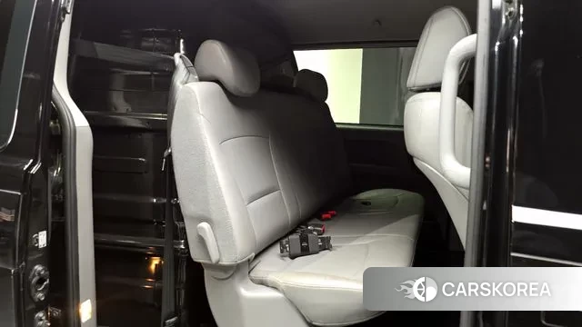 Hyundai The New Grand Starex 2020 Черный из Кореи, фото 3