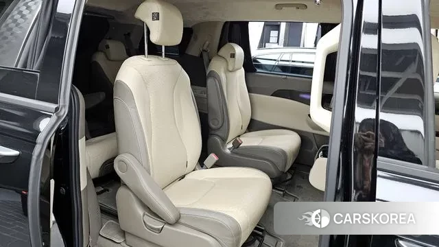 Kia Carnival 4th generation 2022 Черный из Кореи, фото 3