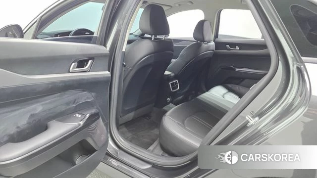 Kia K5 3rd generation 2023 Серый из Кореи, фото 3