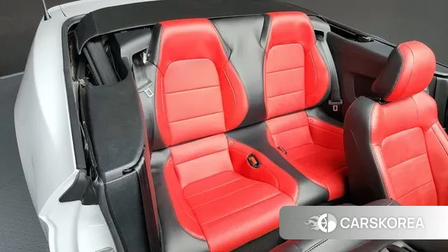 Ford Mustang 2023 Белый из Кореи, фото 3