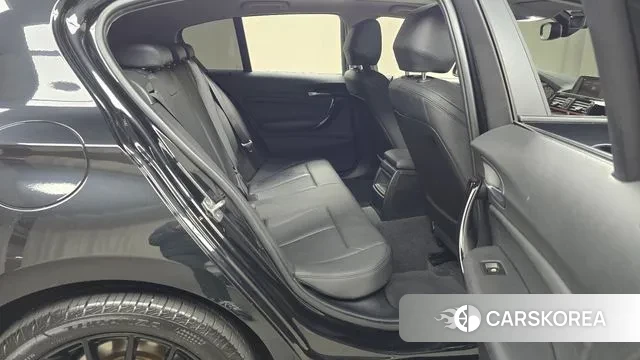 BMW 1 Series (F20) 2018 Черный из Кореи, фото 3