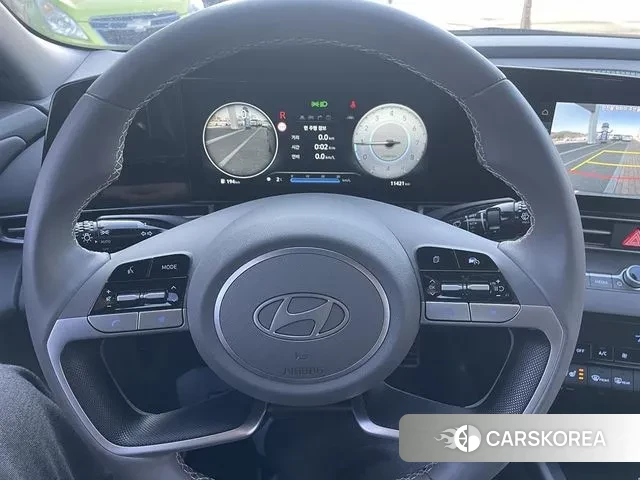 Hyundai The New Avante (CN7) 2023 Серый из Кореи, фото 3