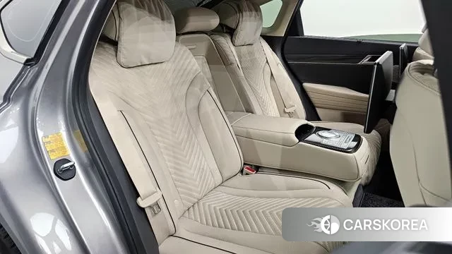 Genesis G80 (RG3) 2022 Серебряный из Кореи, фото 3