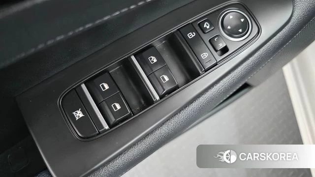 Kia The New K3 2nd generation 2023 Белый из Кореи, фото 3