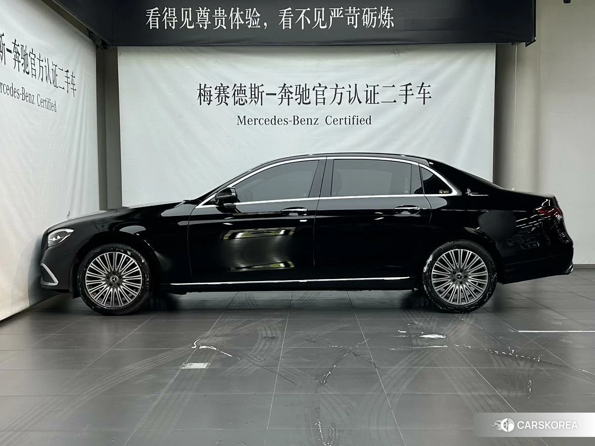 Mercedes-Benz E-class 2022 Черный из Китая, фото 3