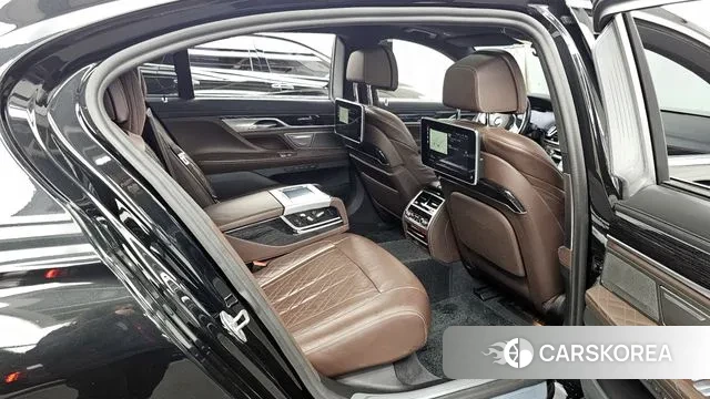 BMW 7 Series (G11) 2021 Черный из Кореи, фото 3