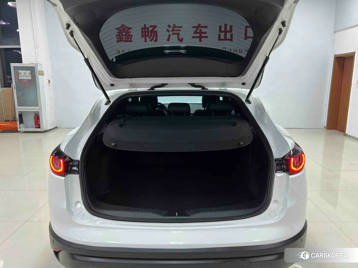 Mazda CX-4 2020 Белый из Китая, фото 3