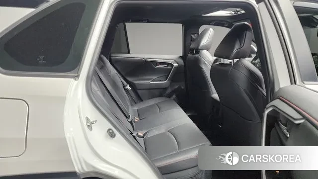 Toyota RAV4 5th Generation 2023 Белый из Кореи, фото 3