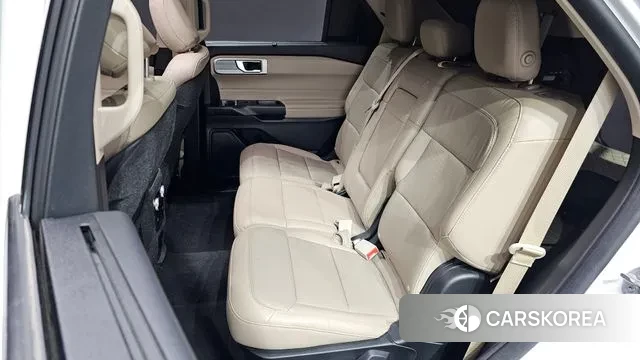Ford Explorer 6th Generation 2020 Белый из Кореи, фото 3