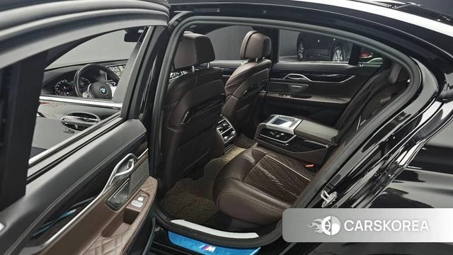 BMW 7 Series (G11) 2020 Черный из Кореи, фото 3