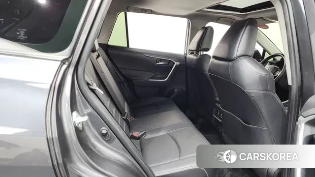 Toyota RAV4 5th Generation 2021 Серый из Кореи, фото 3