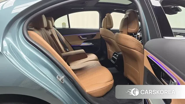 Mercedes-Benz E-Class W214 2025 Зеленый из Кореи, фото 3