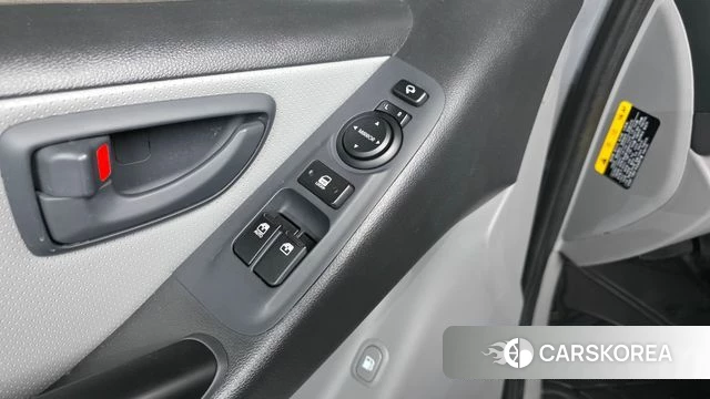 Hyundai The New Grand Starex 2019 Серебристо-серый из Кореи, фото 3