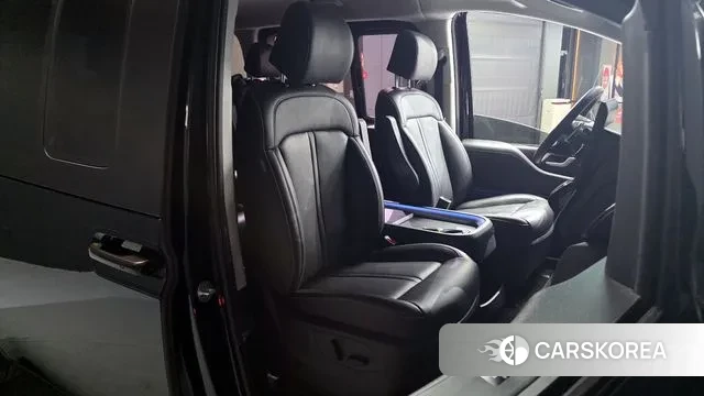 Hyundai Staria 2021 Черный из Кореи, фото 3