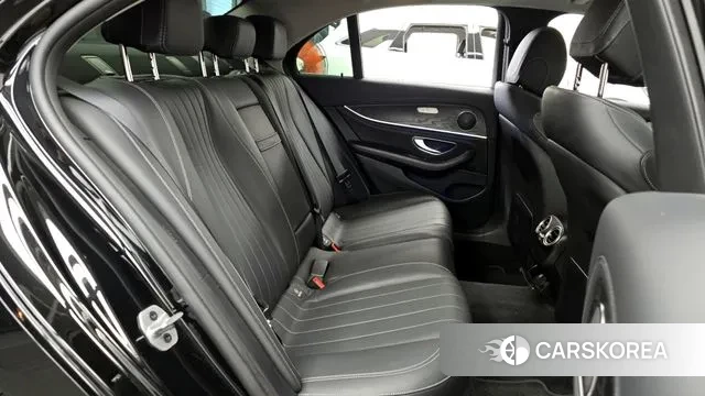 Mercedes-Benz E-Class W213 2020 Черный из Кореи, фото 3