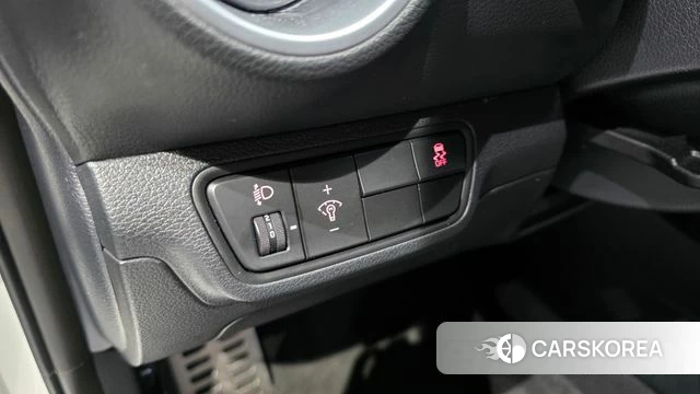 Kia The New K3 2nd generation 2023 Белый из Кореи, фото 3