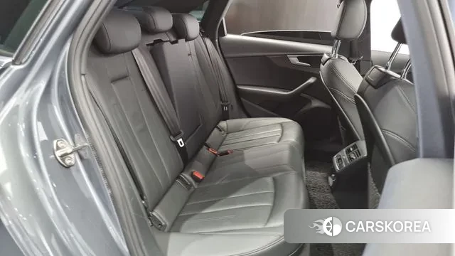 Audi A4 (B9) 2019 Серый из Кореи, фото 3