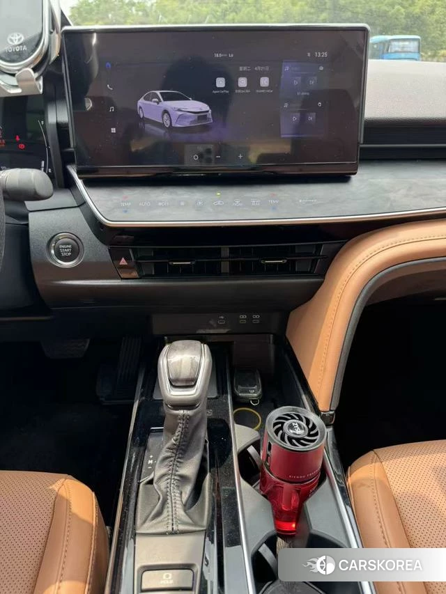 Toyota Camry 2024 Черный из Китая, фото 3