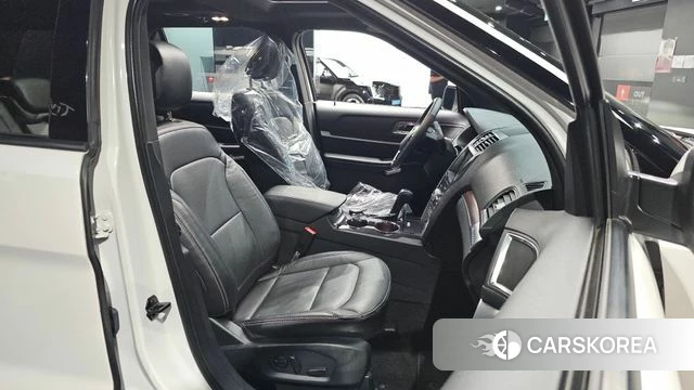 Ford Explorer 2019 Белый из Кореи, фото 3