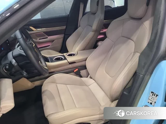 Porsche Taycan 2023 Небесно-голубой из Кореи, фото 3