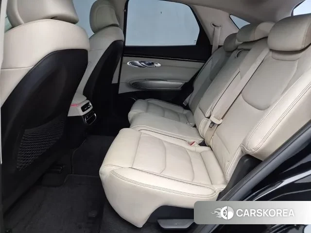 Genesis GV70 2021 Черный из Кореи, фото 3