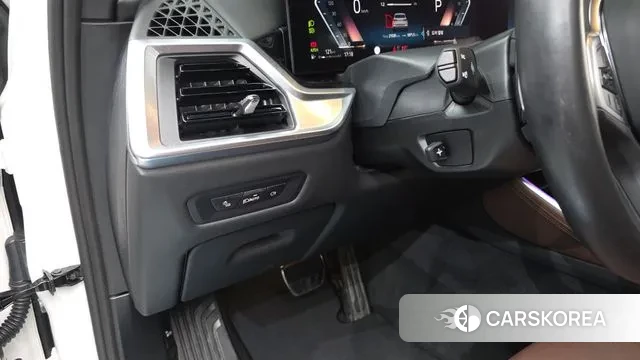 BMW X5 (G05) 2024 Белый из Кореи, фото 3