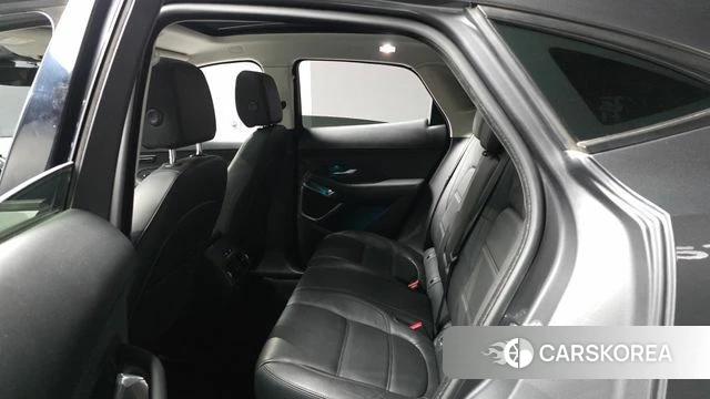 Jaguar E-PACE 2019 Серебристо-серый из Кореи, фото 3