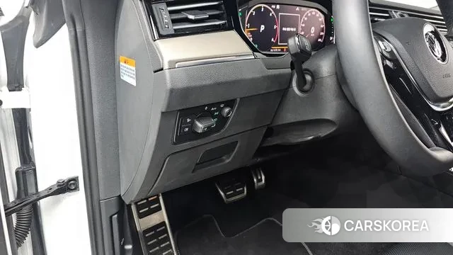 Volkswagen Arteon 2020 Белый из Кореи, фото 3