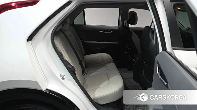 Kia Di Ol Nu Niro 2022 Белый из Кореи, фото 3