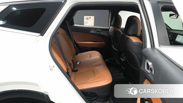 Kia Sportage 5th Generation Hybrid 2024 Белый из Кореи, фото 3