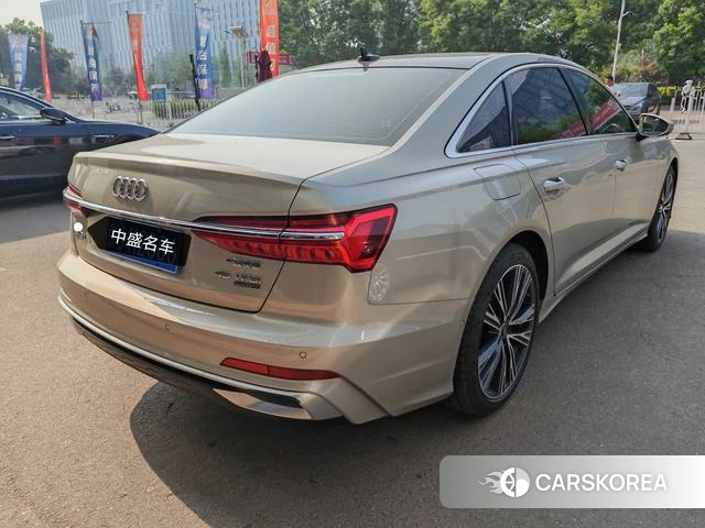 Audi A6L 2023 Шампань из Китая, фото 3