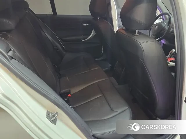 BMW 1 Series (F20) 2018 Белый из Кореи, фото 3