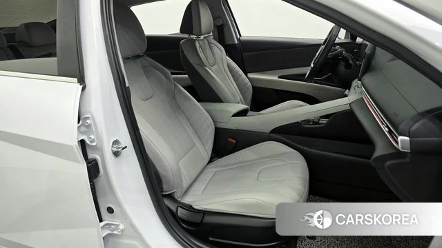 Hyundai Avante (CN7) 2021 Белый из Кореи, фото 3