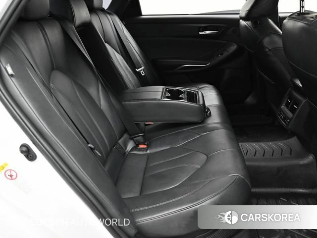 Toyota Avalon 5th Generation 2018 Белый из Кореи, фото 3