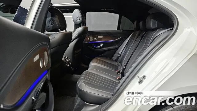 Mercedes-Benz E-Class W213 2022 Белый из Кореи, фото 3