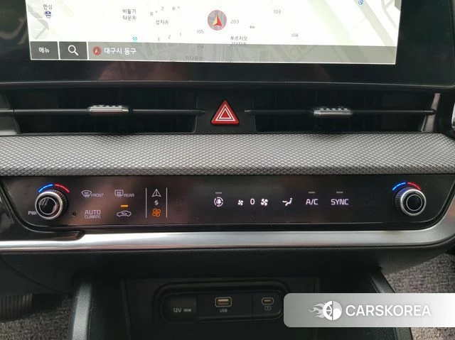 Kia Sportage 5th Generation 2022 Серебристо-серый из Кореи, фото 3