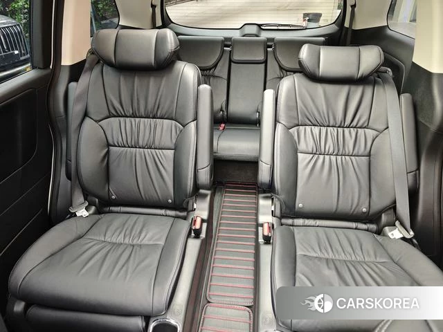 Honda Odyssey 2023 Белый из Китая, фото 3
