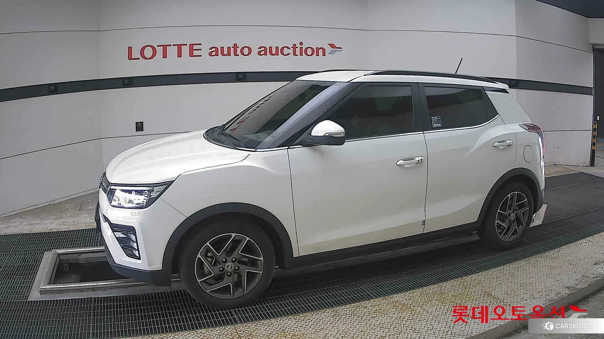 SsangYong Tivoli 2022 Grand White из Кореи, фото 3