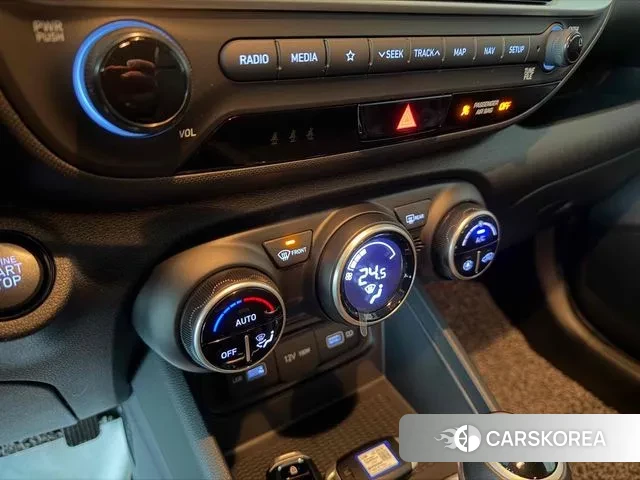 Hyundai Venue 2022 Серый из Кореи, фото 3