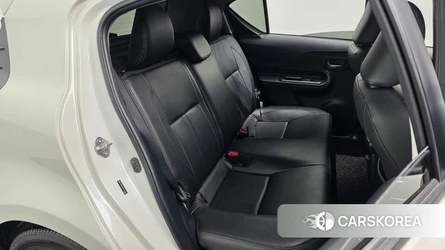 Toyota Prius C 2019 Белый из Кореи, фото 3