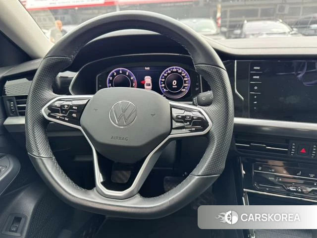 Volkswagen Passat 2022 Черный из Китая, фото 3