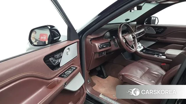 Lincoln Aviator 2nd generation 2023 Черный из Кореи, фото 3