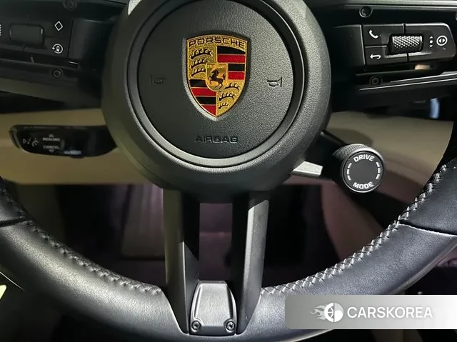 Porsche Taycan 2022 Белый из Кореи, фото 3