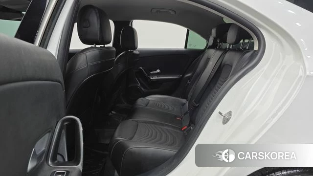 Mercedes-Benz A-Class W177 2020 Белый из Кореи, фото 3