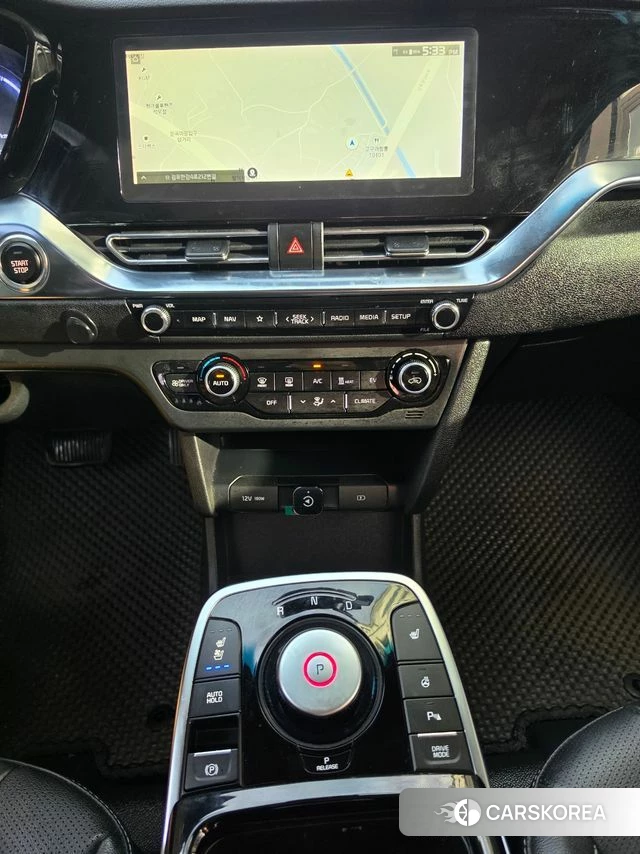 Kia Niro Plus 2022 Белый из Кореи, фото 3