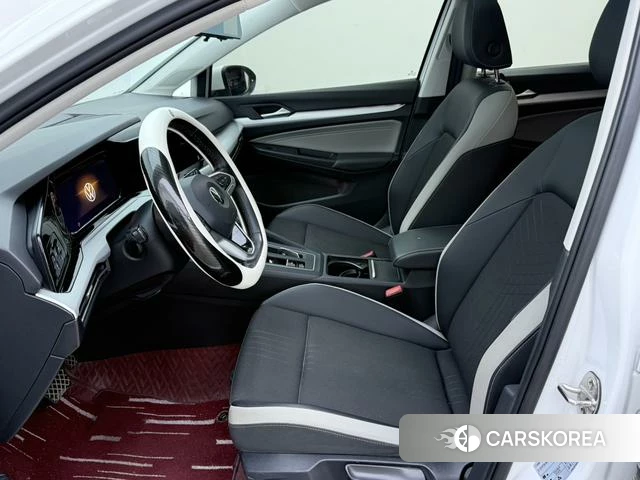 Volkswagen Golf 2021 Белый из Китая, фото 3