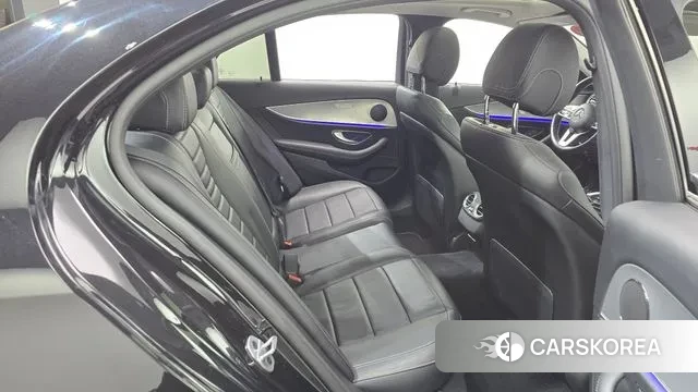 Mercedes-Benz E-Class W213 2018 Черный из Кореи, фото 3